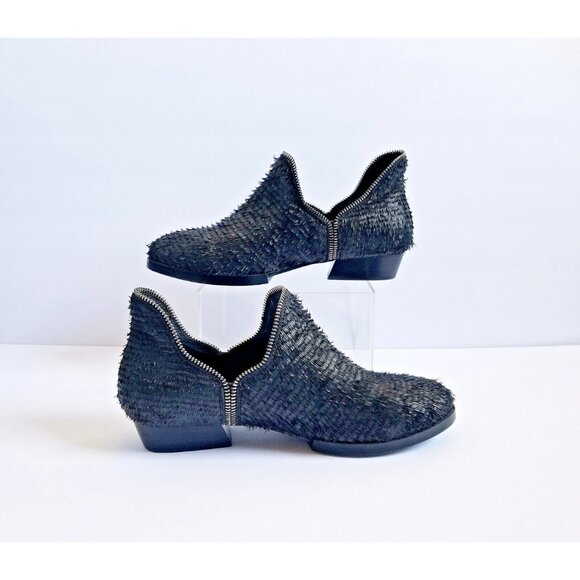 BAKERS ELITE Black Settle Frayed Leather Ankle Booties 39 8.5 Heeled Zipper Trim - Picture 6 of 12